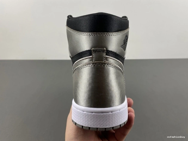 1 High WMNS OG Jordan Shadow FD4810-010 Satin Air 0801